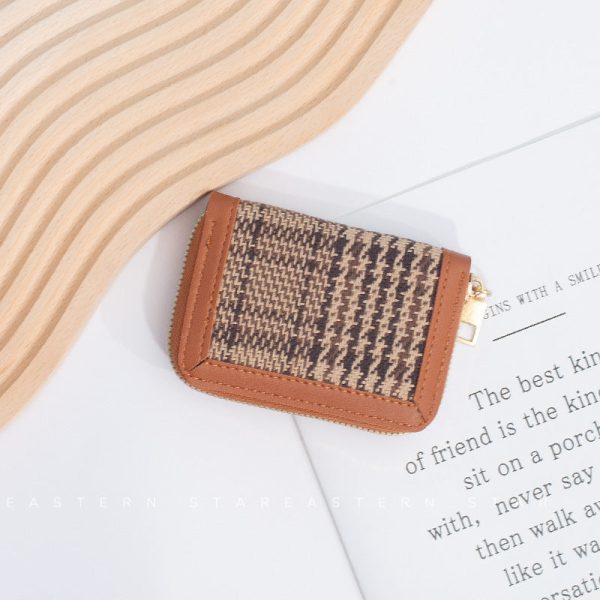 f6f0943c-82d7-4aaa-a470-8127f43bc0e2